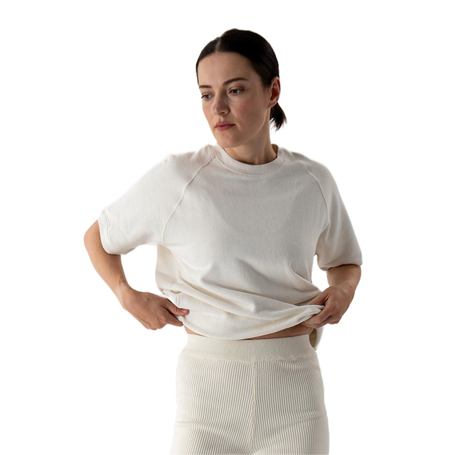 Կանացի կանացի շապիկներ